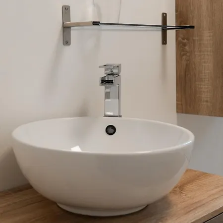 Jolie Maison Recente Avec Jardin Et Piscine - 8 Personnes