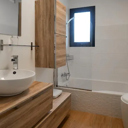 Holiday home Jolie Maison Recente Avec Jardin Et Piscine - 8 Personnes